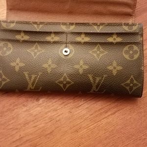 LV Authentic Wallet date code CA2088